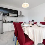 Appartement With A Parking Space Poljica, Zadar - 21807 *