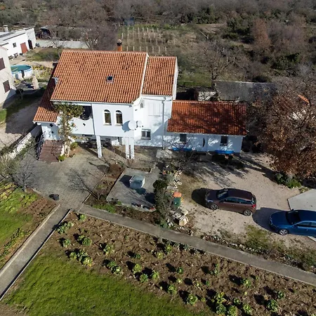 With A Parking Space Poljica, Zadar - 21807 *