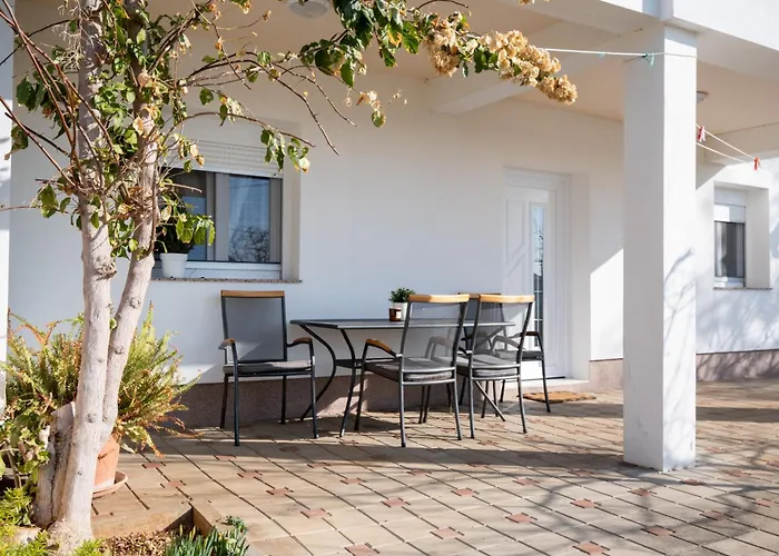 With A Parking Space Poljica, Zadar - 21807 ヴーシ